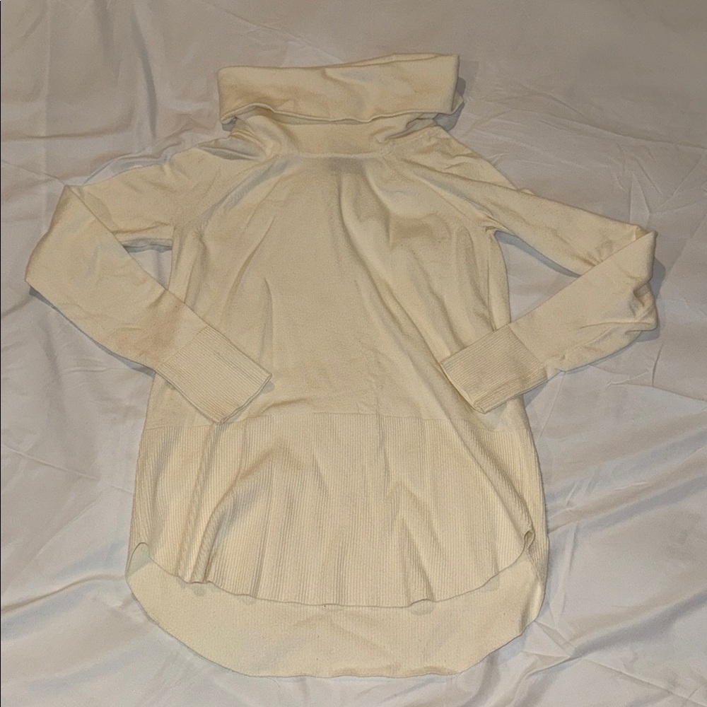 Cyrus Soft Cream Knitwear